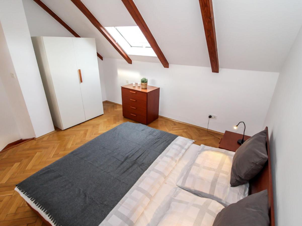 Apartment O21 By Interhome Prague Ngoại thất bức ảnh